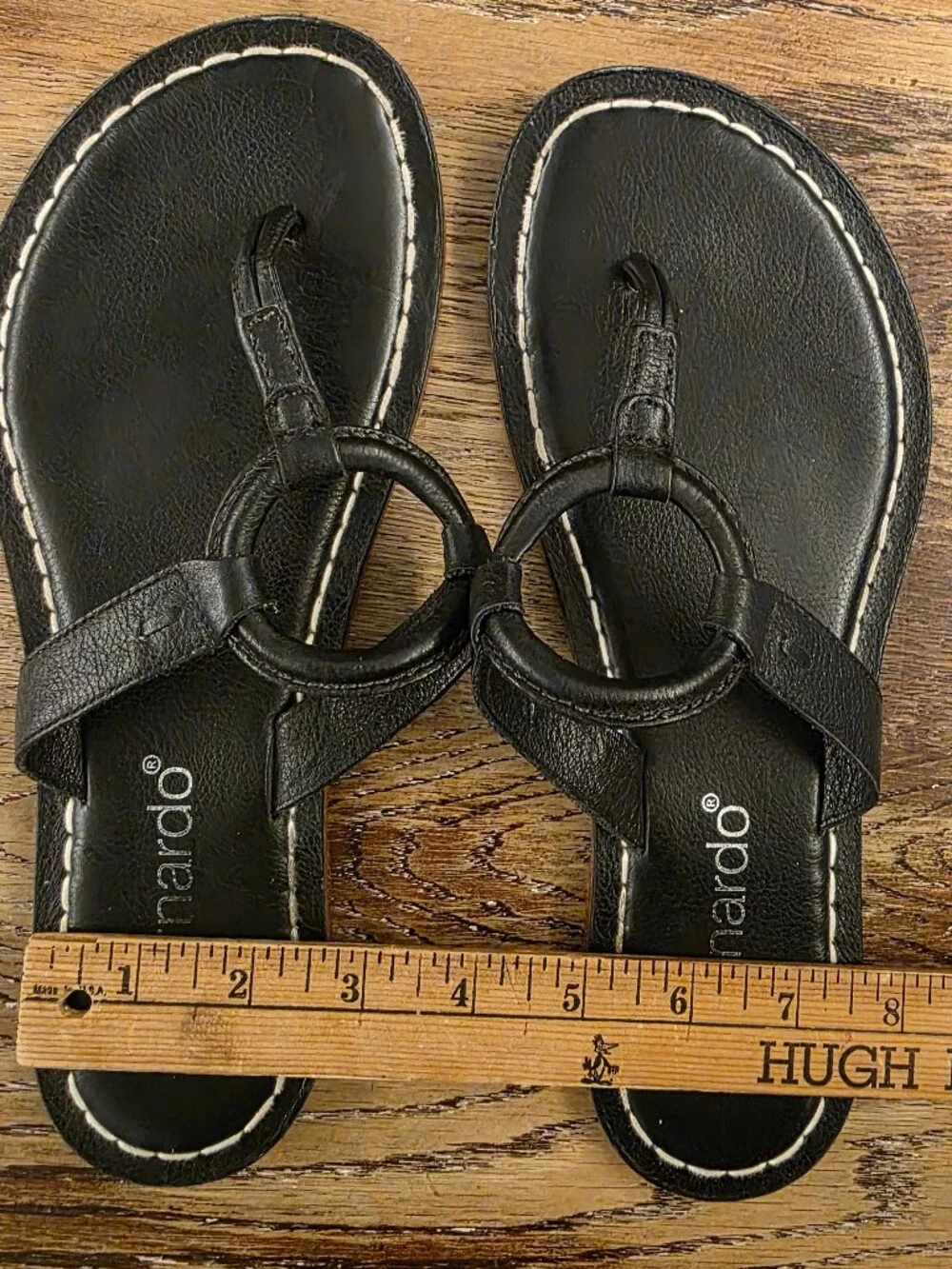 BERNARDO MIAMI BLACK LEATHER LOOP THONG SANDALS SIZE 10 M SUMMER BEACH FLATS - Picture 7 of 8